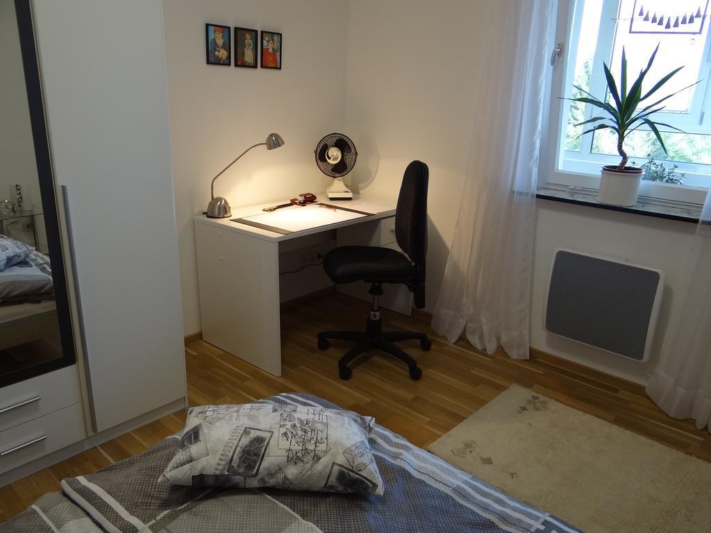 Ferienwohnung Grosswald Saarbrücken Kamer foto